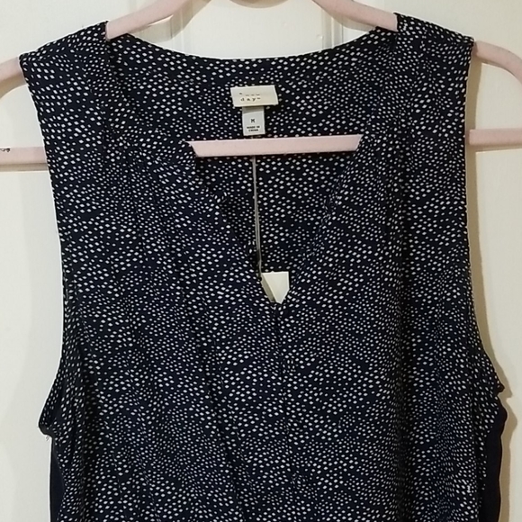 Pretty Blue a new day Sleeveless Blouse - Picture 2 of 7